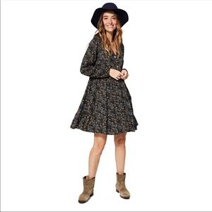 Long sleeve floral print dress